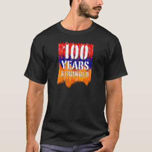 より強いアルメニアの人100年のTシャツ Tシャツ