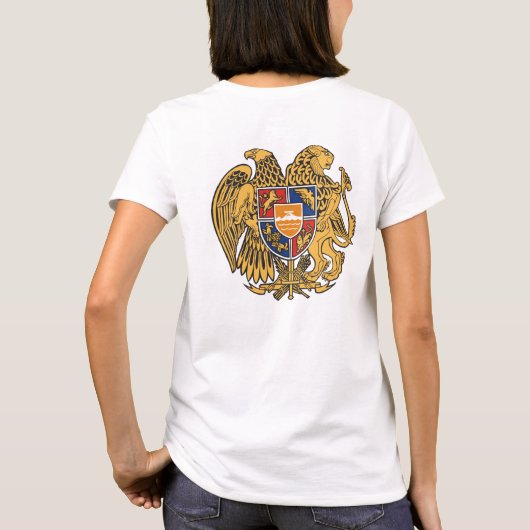 より強いアルメニアの女性100年の基本的なTシャツ Tシャツ (裏面)
