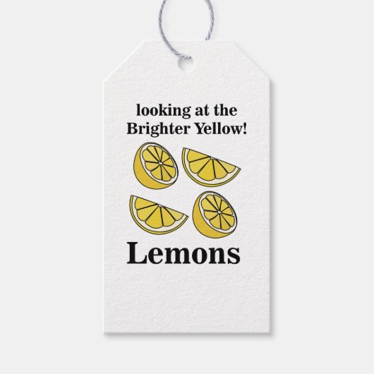より明るい黄色のレモンを見ているレモンの実 ギフトタグ (正面)