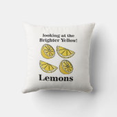 より明るい黄色のレモンを見ているレモンの実 クッション (裏面)