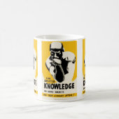 より素晴らしい知識のため コーヒーマグカップ (中央)