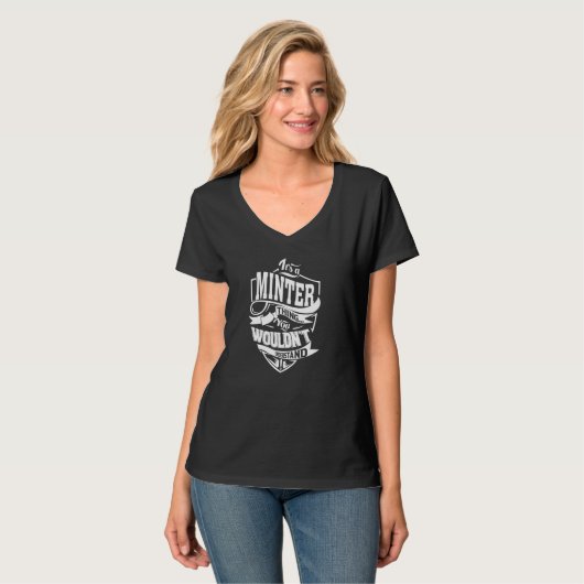 より細かい事だ Tシャツ (正面フル)