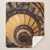 らせん状の円階段古い建築階段 シェルパブランケット (正面)