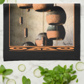 らせん状の粘土の風鈴がまだ生き残る キッチンタオル (折り畳み)