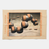 らせん状の粘土の風鈴がまだ生き残る キッチンタオル (横)