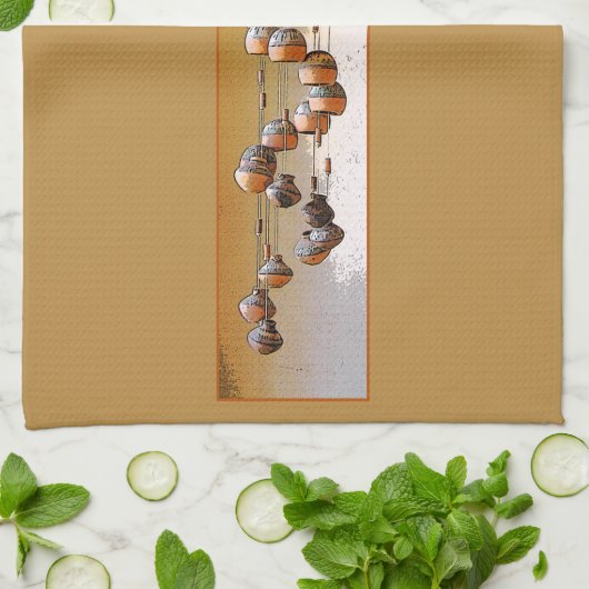 らせん状の粘土の風鈴がまだ生き残る キッチンタオル (折り畳み)