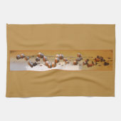 らせん状の粘土の風鈴がまだ生き残る キッチンタオル (横)