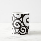 らせん状パターン白黒+アイディア コーヒーマグカップ (中央)