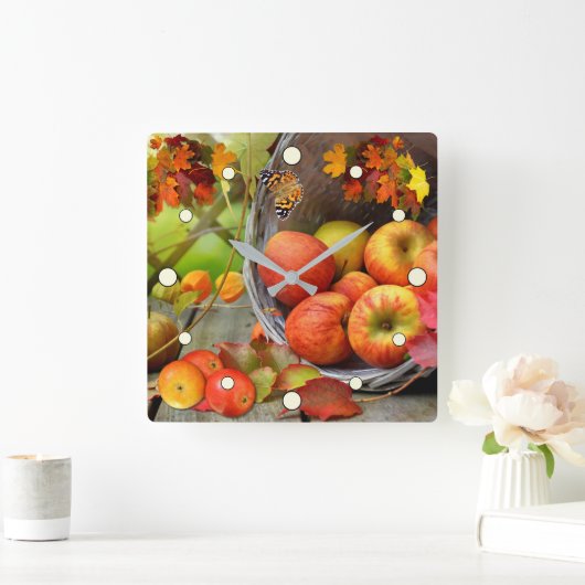 りんごの秋のシーン スクエア壁時計 (ホーム)