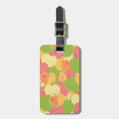 りんごを持つオーナメント ラゲッジタグ (正面縦)