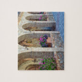 れんが造りのアーチ型中庭 ジグソーパズル (縦)