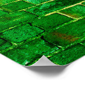 れんが造りの壁に立つアイルランド国旗 ポスター (角)