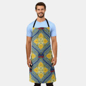 ろうけつ染めインドネシアのワックス・レジスト染色法 エプロン (着用した状態)