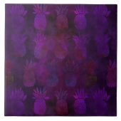 ろうけつ染め紫の上の美しい深い タイル (正面)