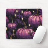ろうそく付きゴシック風の紫色のパンプキ白熱［赤熱］光を放つン マウスパッド (マウス)