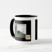 わずかに戸惑う地階猫、 マグカップ (正面左)