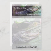 「わににやにや笑い: あなたの考えること-文房具 便箋 (正面/裏面)