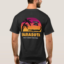わにカスタムの文字とのSarasotaフロリダの日没 Tシャツ