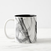 わめくスカルの永遠の死の叫びの(白い)マグ ツートーンマグカップ (左)