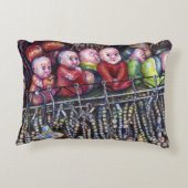 を体現する アクセントクッション (裏面)