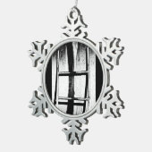 ～を越えて登る スノーフレークピューターオーナメント (右)