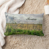 アイオワ古いフェンスと美しい農村風景 ランバークッション (ブランケット)