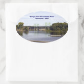 アイオワ州ミシシッピ川ダベンポートにかかる橋 楕円形シール (バッグ)