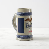 アイオワ州旗とマグカップ州 – 米国 ビールジョッキ (正面左)