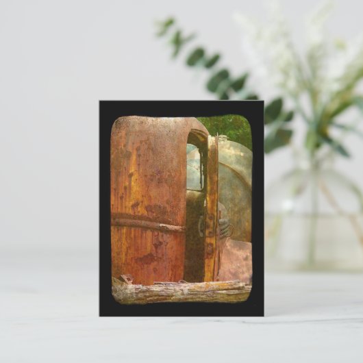 アイオワ違うに捨てられた古いトラックの景色 ポストカード (スタンド正面)