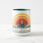 アイオワ・シティは-金ゴールドのドームまたは起点に行きます マグカップ (中央)