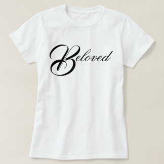 アイコニックでミニマルなBeloved Tシャツ