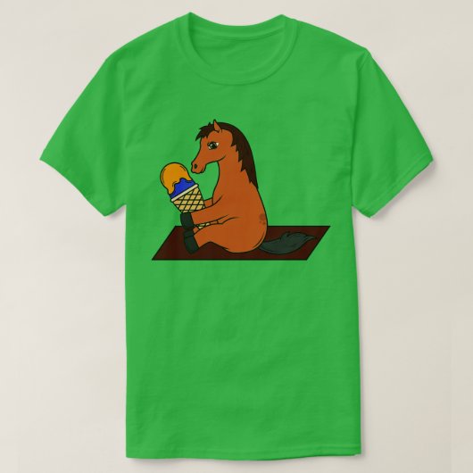 アイスおもしろいクリームのワッフル付きの馬 Tシャツ (デザイン正面)