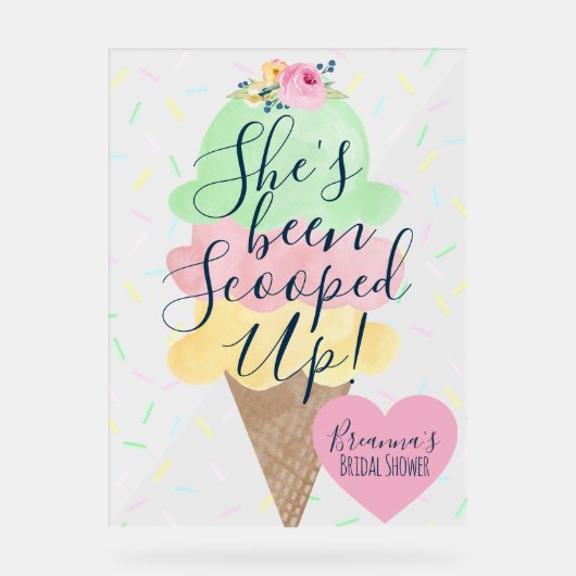 アイスをスクープされたブライダルシャワー アクリルサイン (正面)