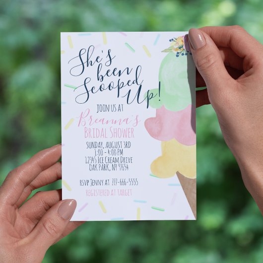 アイスをスクープされたブライダルシャワー 招待状