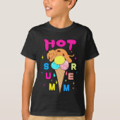 アイスを食べる犬 Tシャツ (正面)