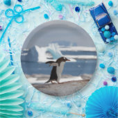 アイスアーチの前のペンギン ペーパープレート (パーティー)