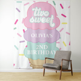 アイスクリームとスプリンクル 2歳の誕生日おめでとう タペストリー