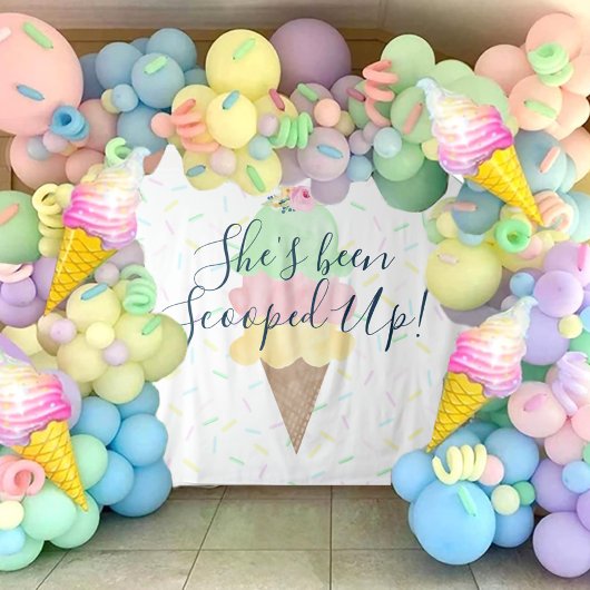 アイスクリームのバックドランドタペストリーをスクープした タペストリー