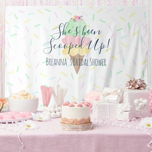 アイスクリームのバックドランドタペストリーをスクープした タペストリー