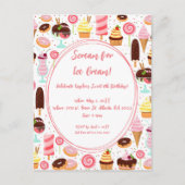 アイスクリームの女の子に悲鳴を上げるかわいい誕生日 インビテーションポストカード (正面)