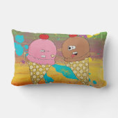 アイスクリームの戦いの枕 ランバークッション (裏面)