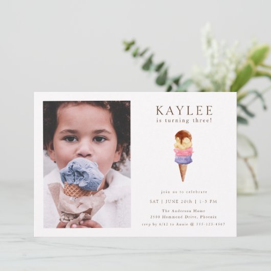 アイスクリームの誕生日パーティー写真招待状 招待状 (スタンド正面)