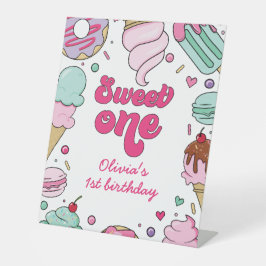 アイスクリームアンドケーキスウィートワン誕生日 台座サイン