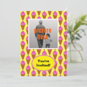 アイスクリームイエローピンクブラウンバースデーパーティーイベント 招待状 (スタンド正面)