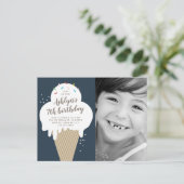 アイスクリームコーンフォト子供の誕生日パーティー インビテーションポストカード (スタンド正面)