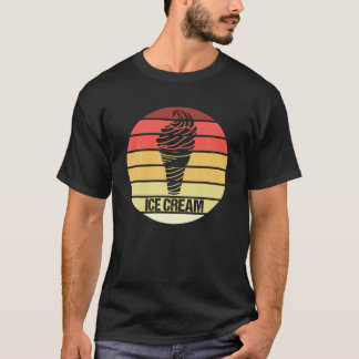 アイスクリームサマートリート甘いデザートフード凍ってい Tシャツ