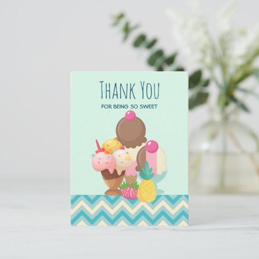 アイスクリームスコップと振りかけるパーティーありがとう ポストカード (スタンド正面)