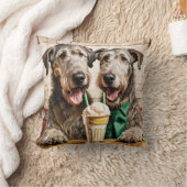 アイスクリームソーダを持つアイルランドの狼 クッション (ブランケット)