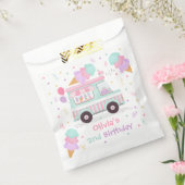 アイスクリームツスウィート2nd誕生日パーティーギフト フェイバーバッグ (封をした状態)