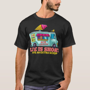アイスクリームトラックギフトアイスクリームマンドライバー  Tシャツ